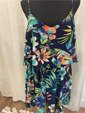 Tropical🌴 Vacation 🌴Navy Floral SpaghettiStrap Summer Dress